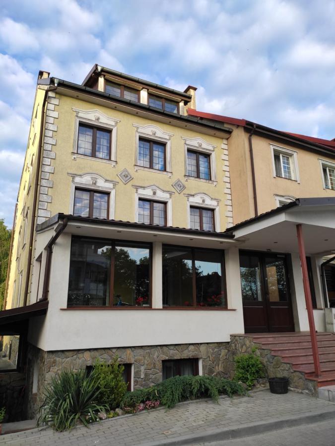 Pokoje Luiza Apartment Ostroda Bagian luar foto